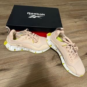 Reebok womens shoes! Never worn! Size 10